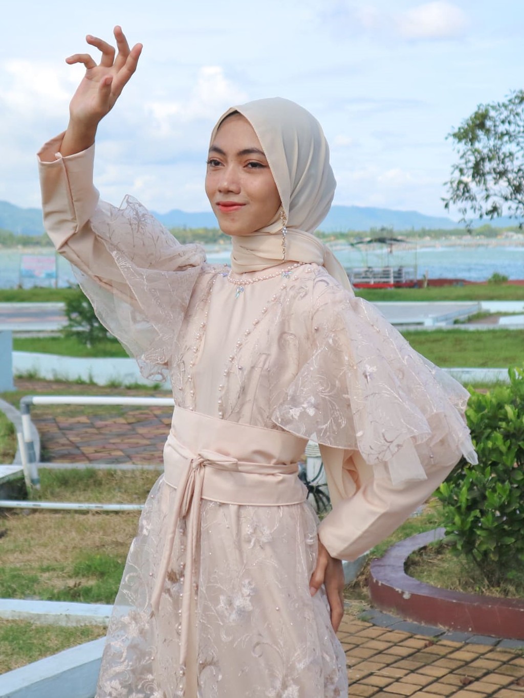 Vinca Dress - Image 3